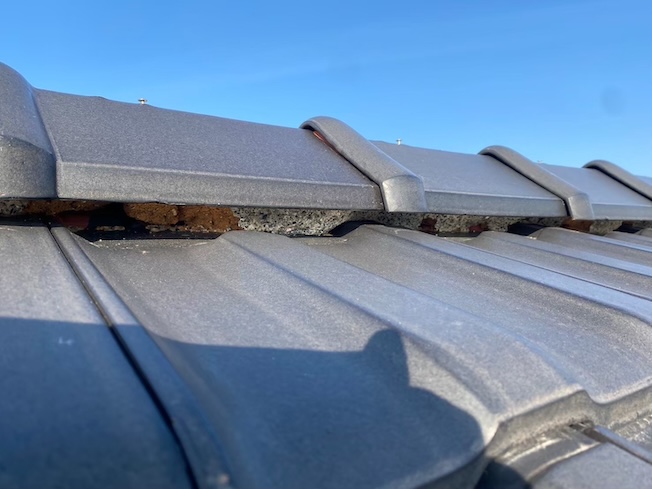 浜松市　平板瓦　屋根　漆喰　詰め直し　修理　剥がれ