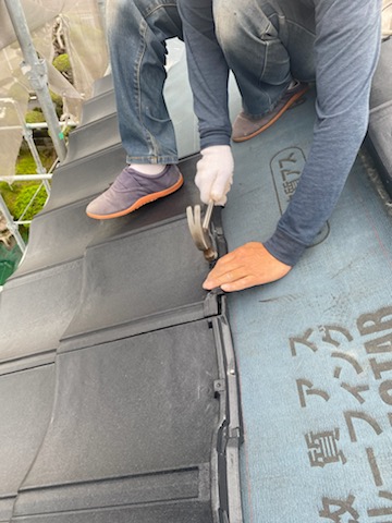 浜松市　ルーガ　固定　葺き替え　釘打ち