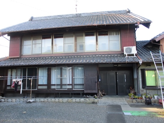 浜松市　瓦　先端　落下寸前　緊急　修理