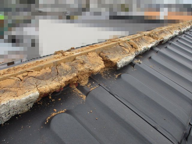 浜松市　棟瓦　平板　洋瓦　撤去　漆喰　詰め直し　土　