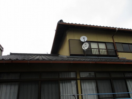 豊橋　瓦　漆喰　棟漆喰　雨樋 浜松市