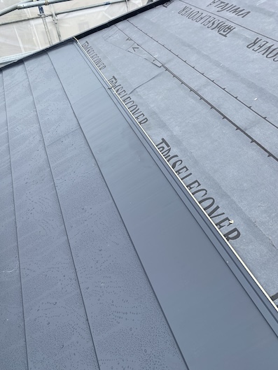 浜松市　ニチハ　横暖ルーフ　本体取り付け